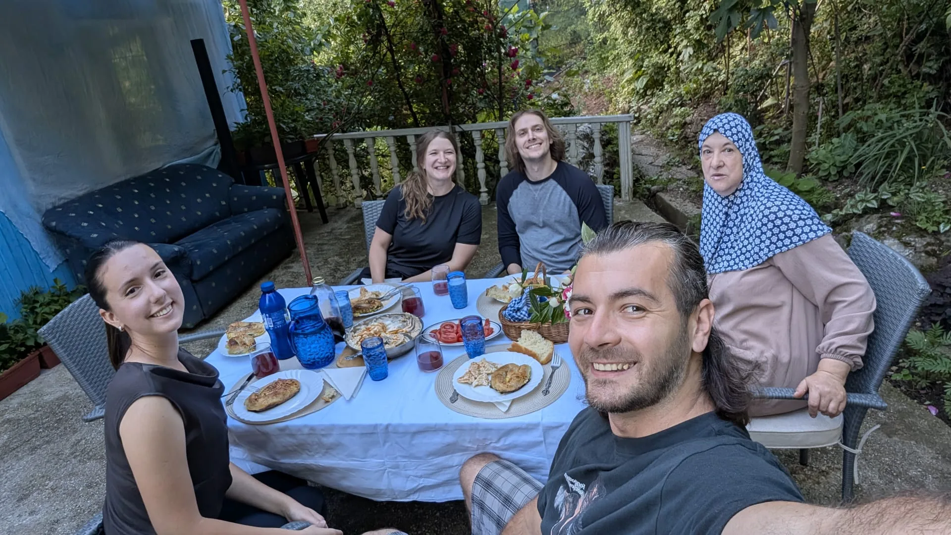 At the Family Table: Home-Hosted Dinner in Sarajevo 1