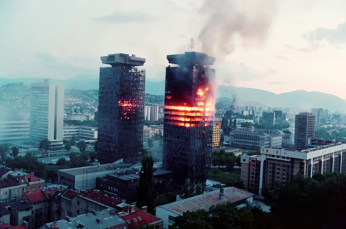 Sarajevo War Tour: Siege, Tunnel of Hope & Fall of Yugoslavia